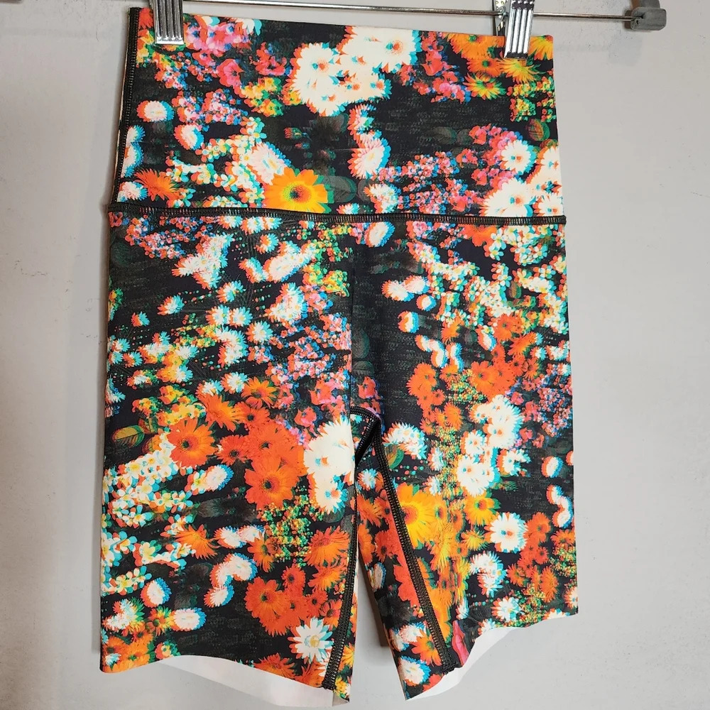 Aerie Offline‎ 6" 3D Floral Biker Shorts size small new without tags